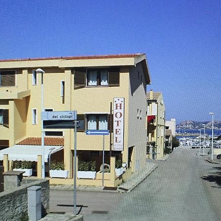 Le Camere Sul Porto Palau Exterior foto