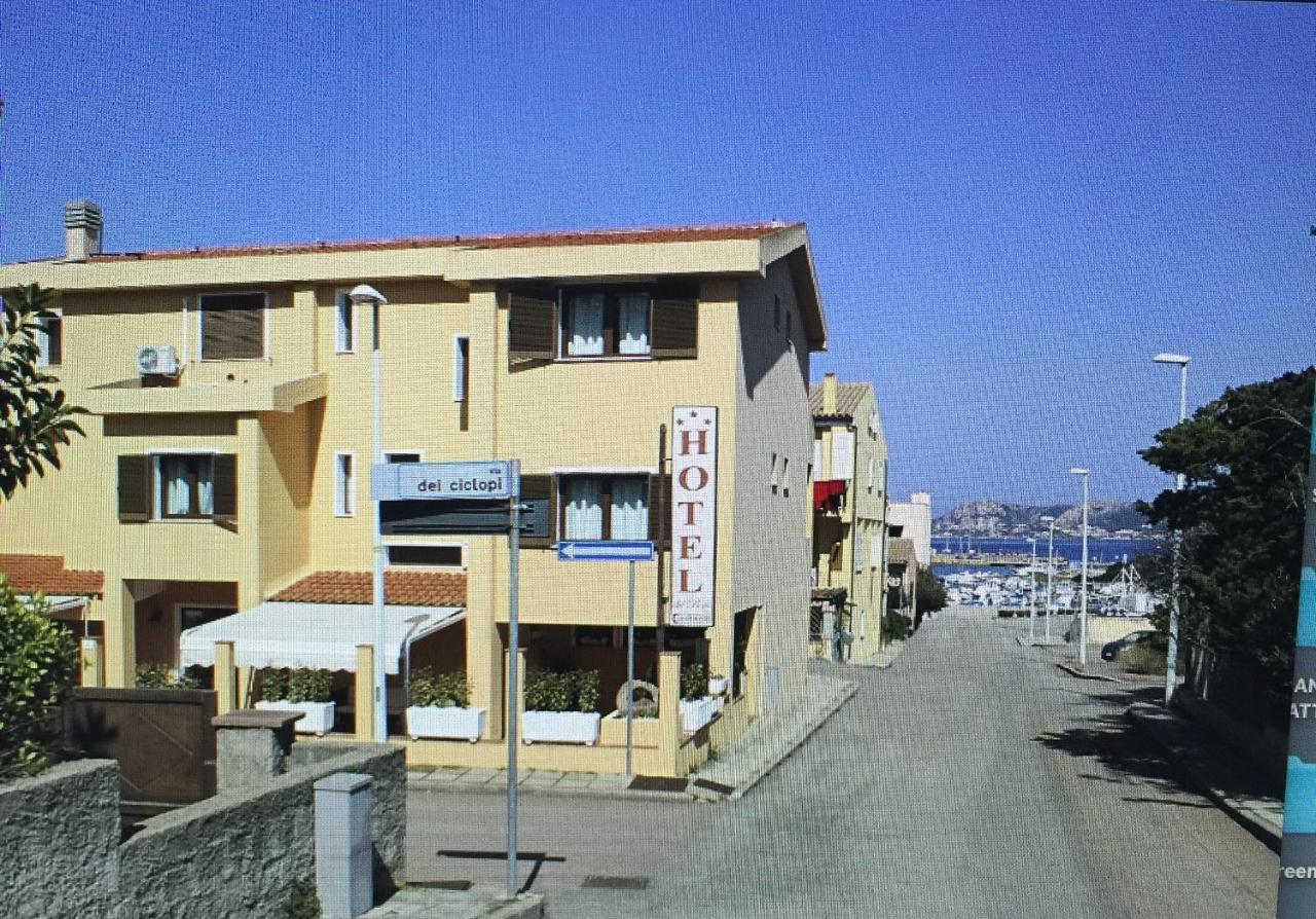 Le Camere Sul Porto Palau Exterior foto